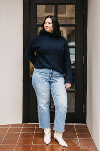 COZY TURTLENECK SWEATER