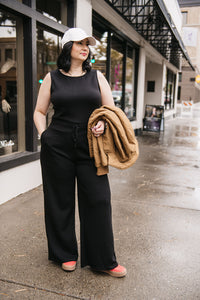 SOFT KNIT SLEEVELESS JUMPSUIT