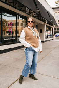 SLEEVELESS KNIT CARDIGAN