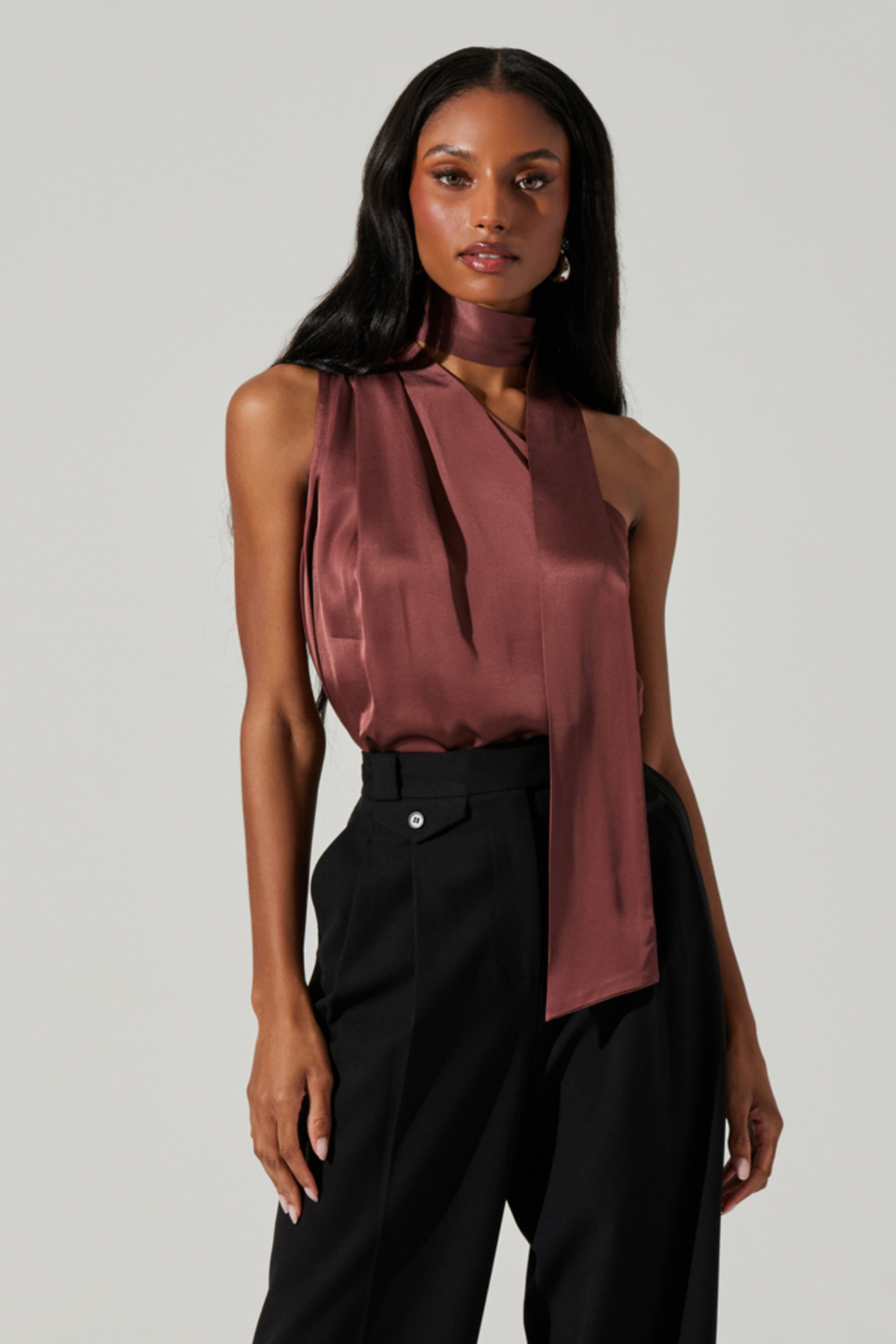 ONE SHOULDER SLEEVELESS TOP