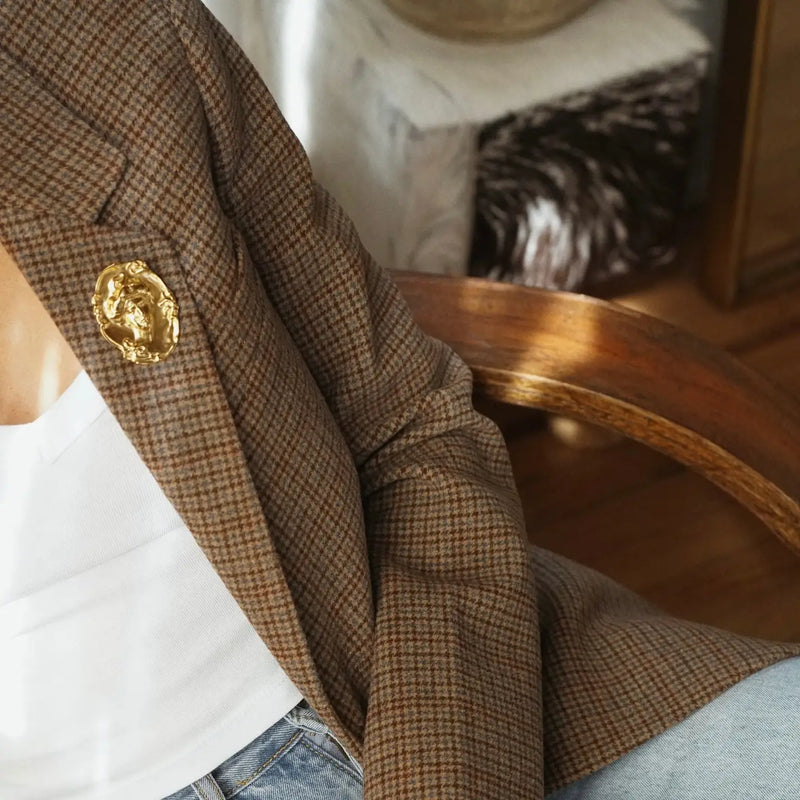 PORTRAIT BROOCH