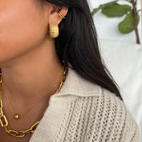 CHUNKY HOOP EARRING