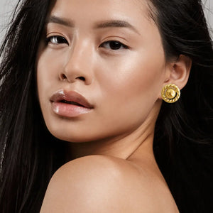 ROUND BUTTON EARRINGS