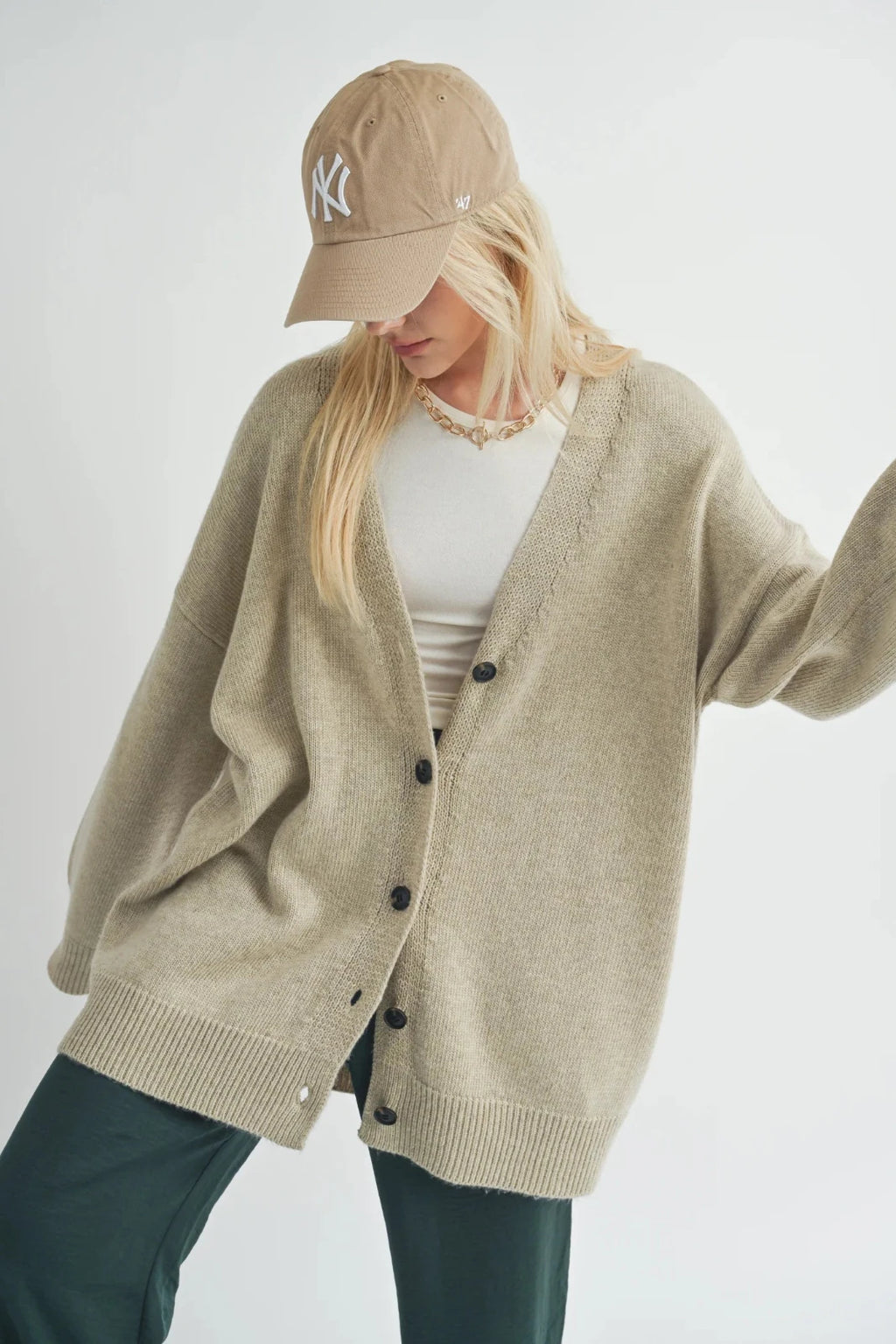 OVERSIZED CARDIGAN