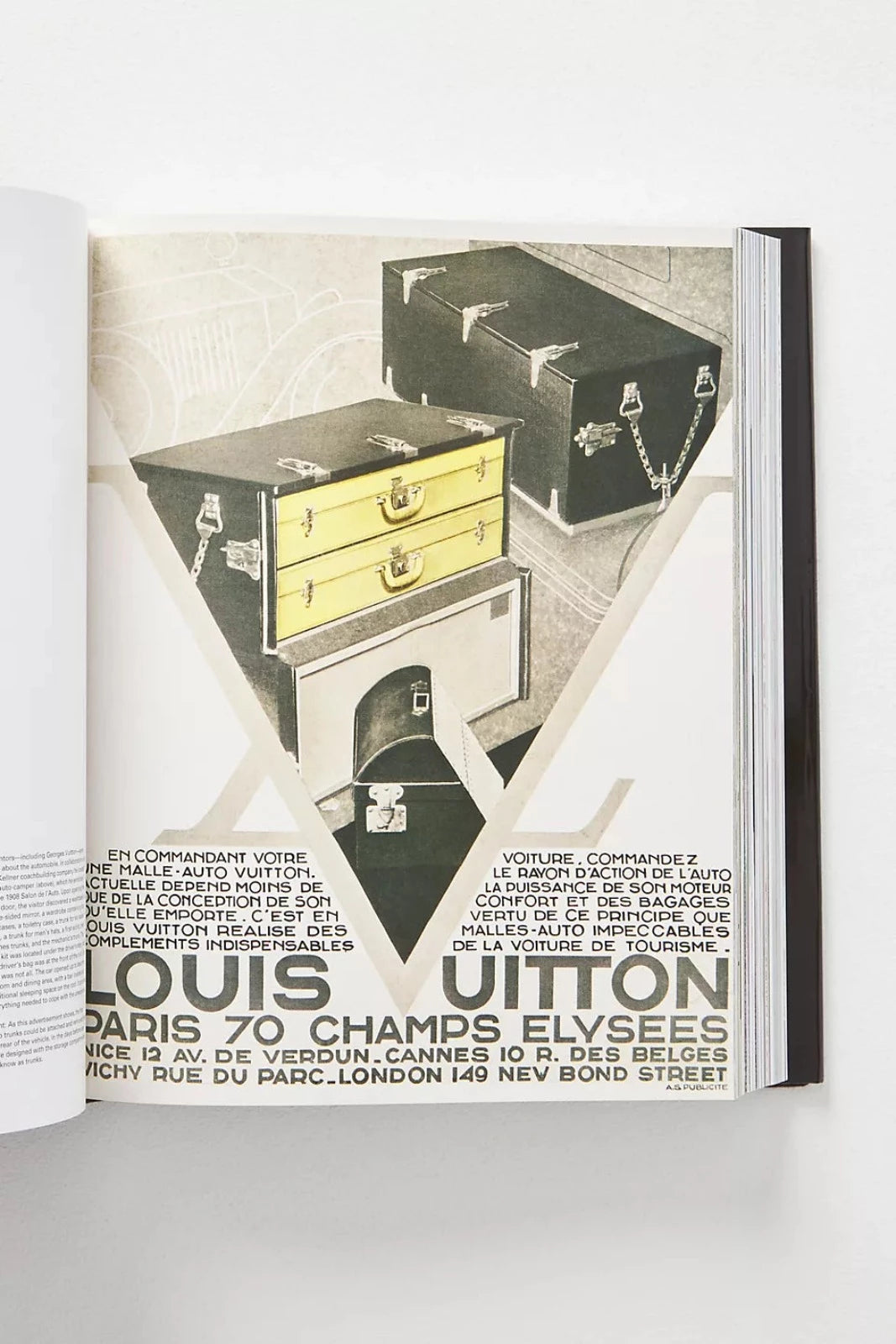 Louis Vuitton Vintage Books